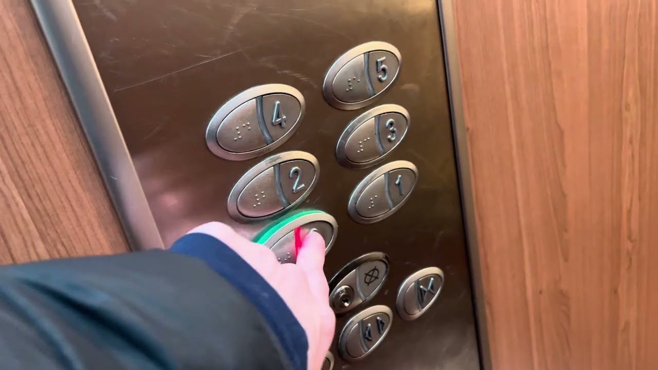 Orona Lift, Granville Hotel, Waterford City 