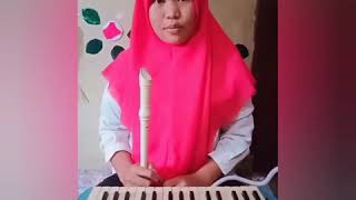 Lagu sigulempong dengan perpaduan antara Recorder dan Pianika