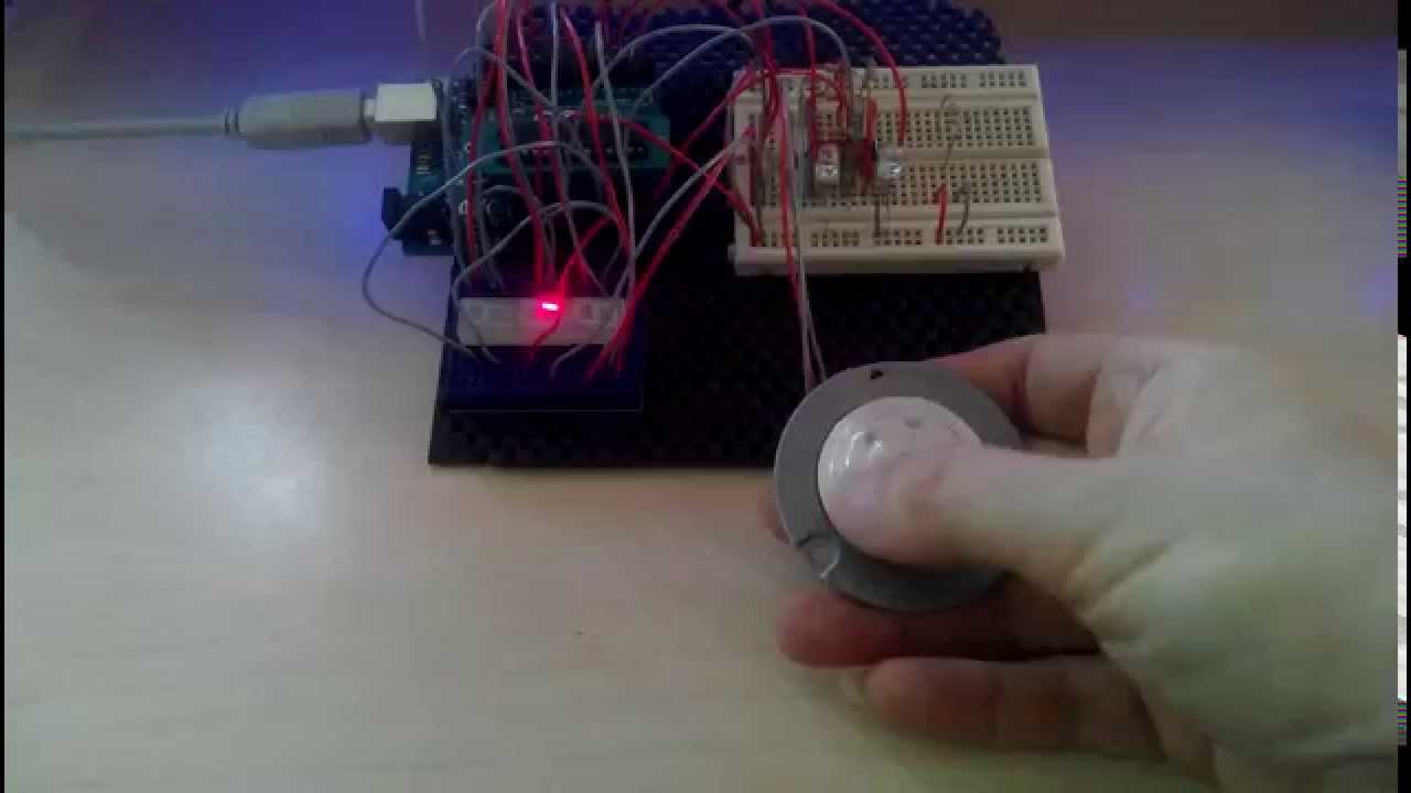 HDD Motor as Rotary Encoder using LM358 and Arduino with 14 LED