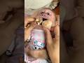 Mochi was eating when a seed got stuck in her throat, so her mother helped her remove it. 🥜🥜