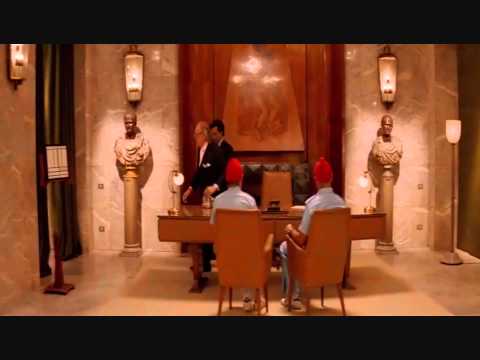 The Life Aquatic - Bond Company Stooge