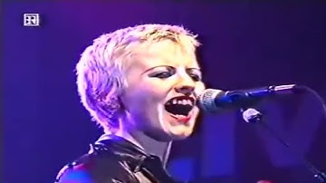 The Cranberries - Waltzing Back (Live At Alabama, Munich, Germany, 1994)