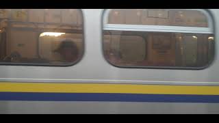 4027次區間快雙單1237次區間車