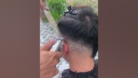 Tông đơ cắt tóc gia đình chỉ hơn 200k dễ dàng sử dụng lưỡi sắc bén