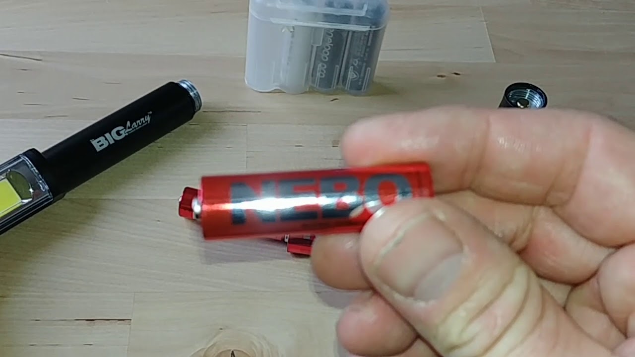 Nebo big larry cob light do eneloop pros fit?