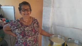bolo de arroz artesanal com Dona Eliete