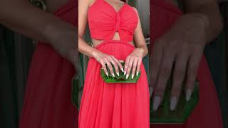 Mariah Boutique - Vestido Coral Em Tule Com Detalhes Em Macramê