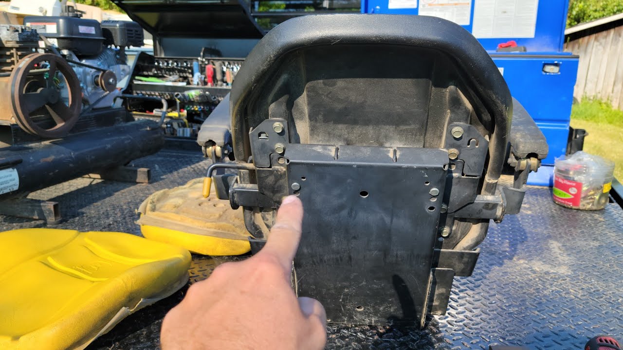 John Deere Suspension Seat TRAVEL Adjustment YouTube