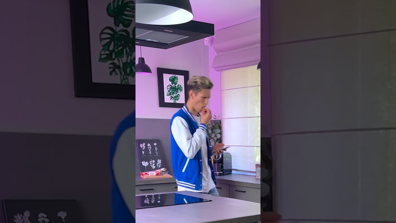 Kitchen Ghost Prank: Hauntingly Hilarious! 😂👻 