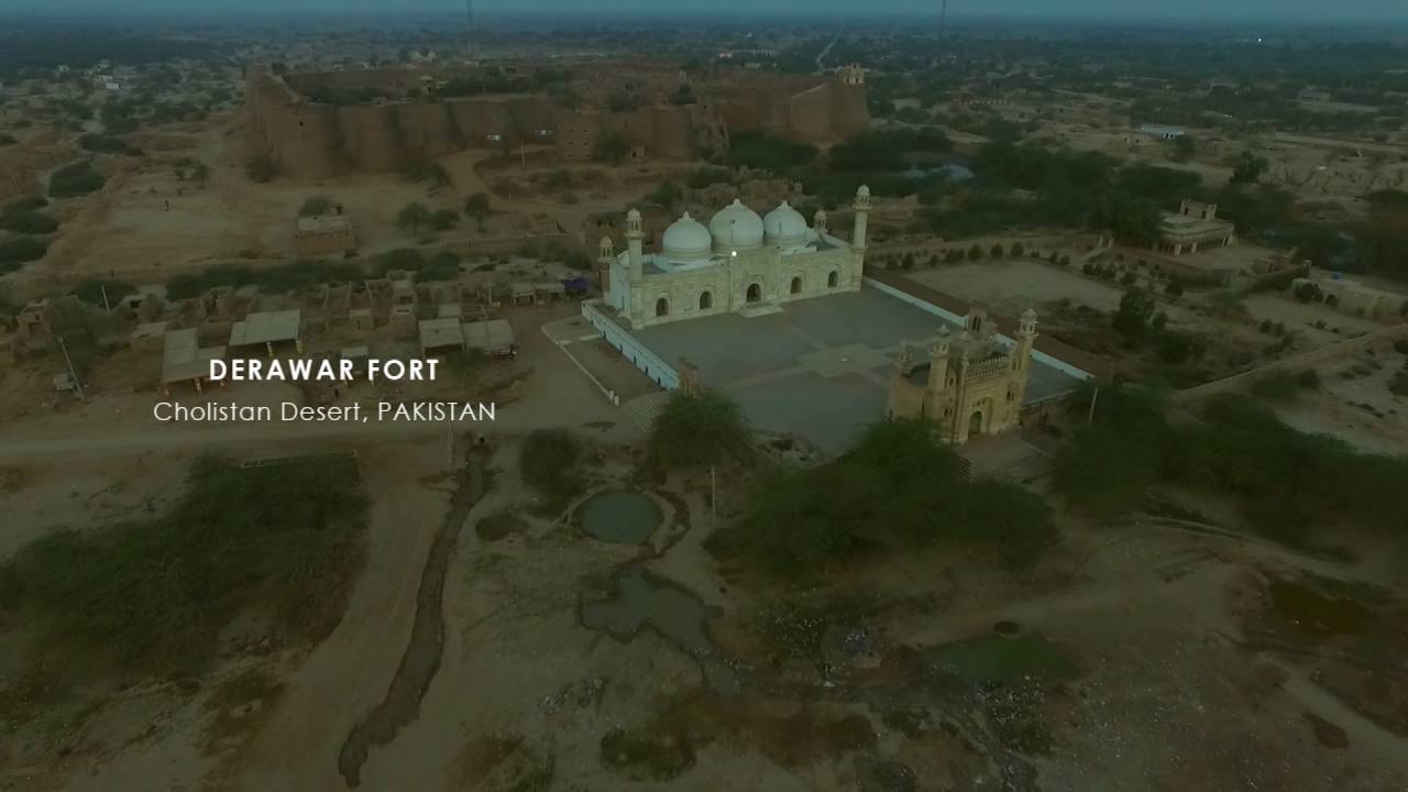 Derawar Fort, Cholistan Desert, PAKISTAN