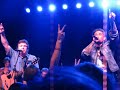 Michael Ray Sings Two Dozen Roses With Shenandoah At 90s Country Night 4 11 17 mp3
