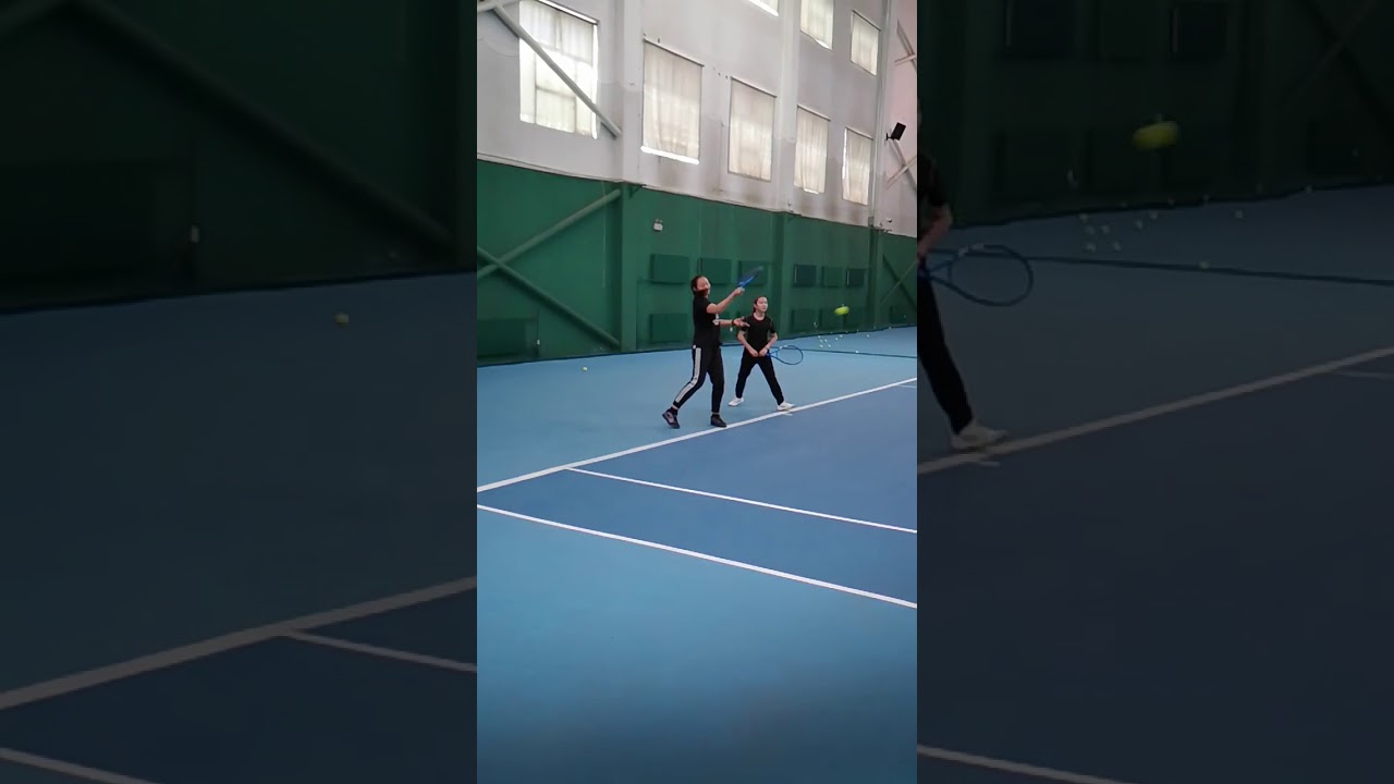 The most extreme forehand grip!