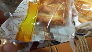Булочка С Начинкой.