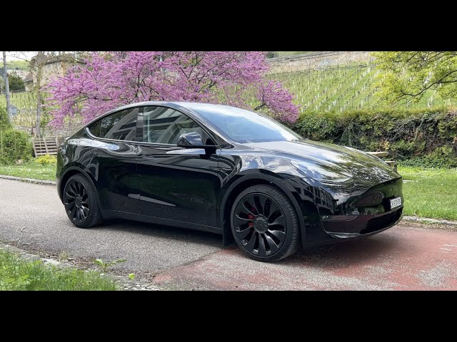 Tesla Model Y Folie Performance schwarz
