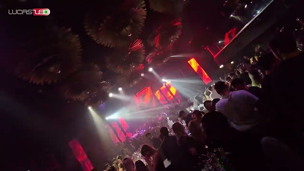 Dada Night Club   Displays by Lucas Led