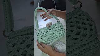 Bolsa de laço em crochê