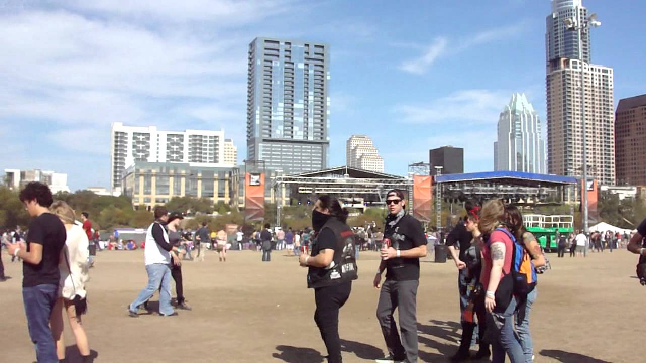 Fun Fun Fun Fest 2011 - YouTube