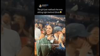 The girl just realised she was sitting right behind Olivia Rodrigo 😭