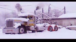 Cold start peterbilt  Nice sound  #peterbilt #trucker #truckdriver #kenworth