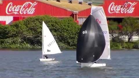 DIDI Sport 15 sailing with asymmetric spinnaker.