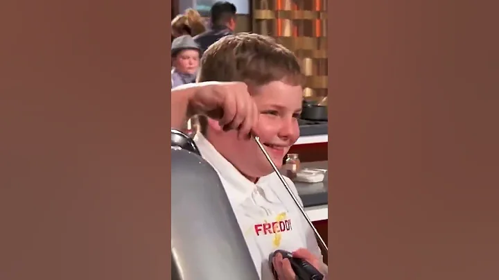 Someone's crushing 👀 | 🎥: Masterchef Jr