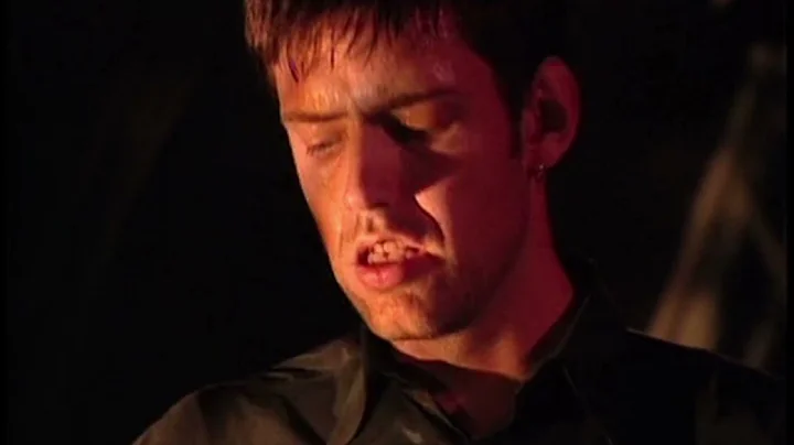 Radiohead - Airbag (Live at Glastonbury 1997)