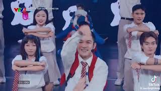 Mashup Đường Xa Ướt Mưa & Đừng Qua Lối Đó -Nhà Cá Lớn - Anh trai vượt ngàn chông gai 2024 tập 8