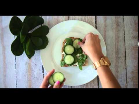 Video: Sandwiches With Cottage Cheese, Salmon And Cucumber