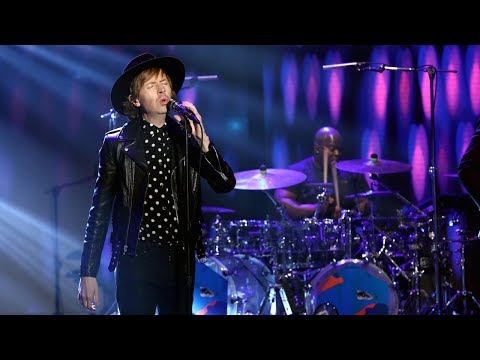 Beck Performs 'Up All Night'