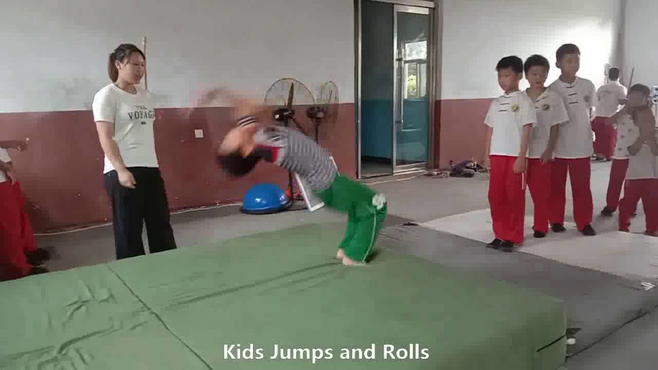Learn Shaolin Kungfu Online Kids Jumps and Rolls