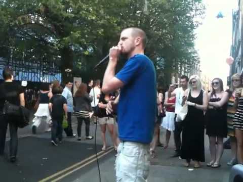 AMAZING BEATBOX BY DAVE CROWE IN BRICKLANE