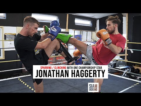 Jonathan Haggerty Muay Thai Sparring & Clinching | Siam Boxing