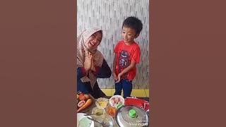 KREASI SASA HARI IBU : MEMBUAT DIMSUM RAINBOW BERSAMA IBU