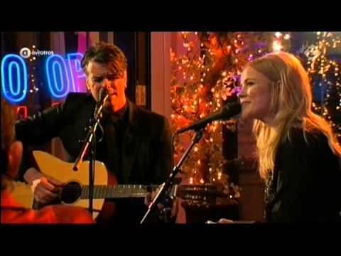 The Common Linnets - Christmas around me