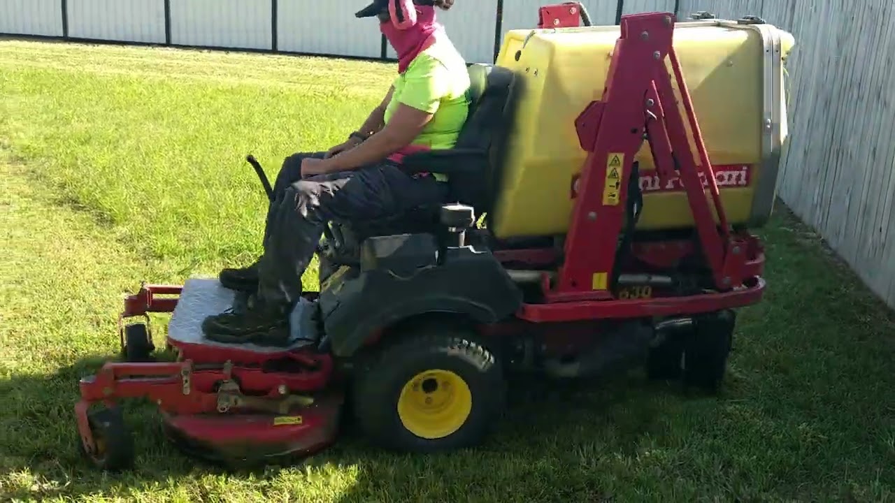 Gianni Ferrari turbograss first slightly overgrown (14 days growth) Lawns