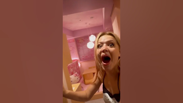 Юля Гаврилина живет в очень странном отеле Hello Kitty?