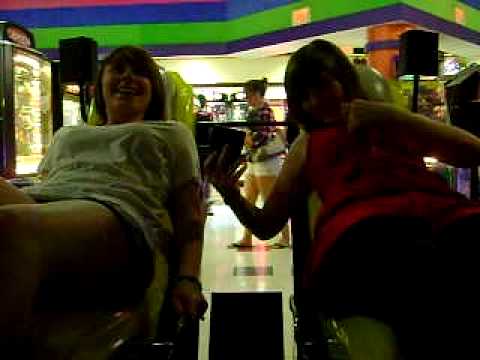 Virtual Roller Coaster amber&& nikki