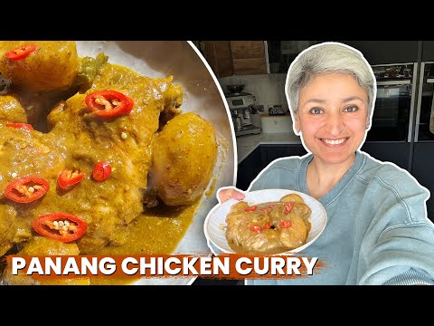 Stunning CHICKEN PANANG CURRY with potatoes! Super easy and delicious curry