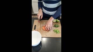 1-Minute Videos: Salmon Poke