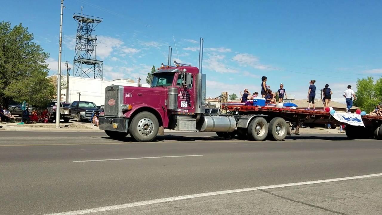 Deming Duck Races parade - YouTube