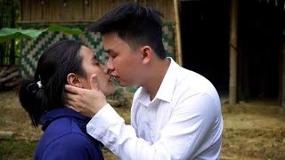 Download Lagu CEO Don wants to live alone with Tu Hoa? – It all started with a passionate and sweet kiss! MP3 Download Lagu CEO Don wants to live alone with Tu Hoa? – It all started with a passionate and sweet kiss! MP3