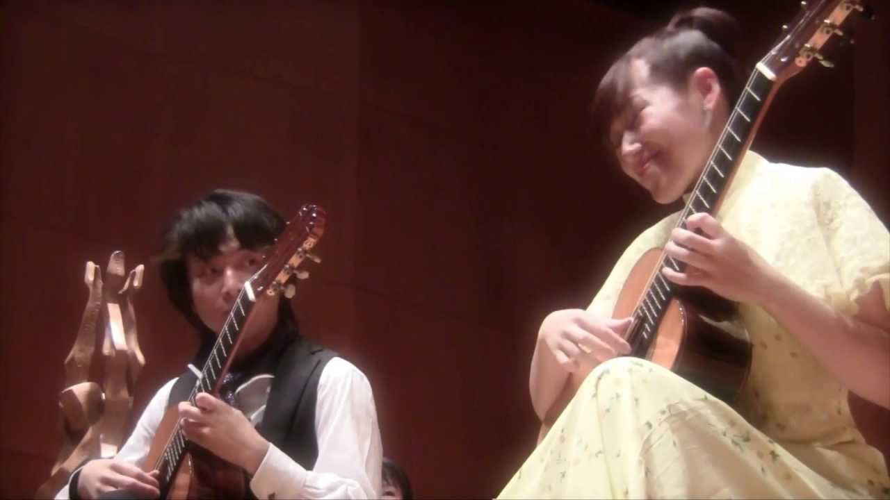 四季」より春(新堀ｷﾞﾀｰｱﾝｻﾝﾌﾞﾙ) Niibori Guitar Ensemble playing The