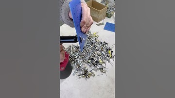 Steel structure rivet  and Q-lok structual monbolt Comparative display of riveting effect