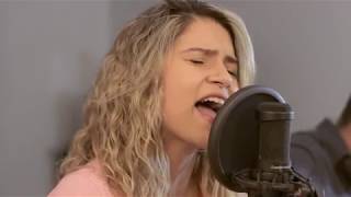 Video thumbnail of "Deus é Deus - Delino Marçal (Cover by: Kessya Mayelle)"