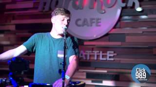 Robert DeLong &quot;Long Way Down&quot; Live at Click 98.9&#39;s Acoustic Lounge