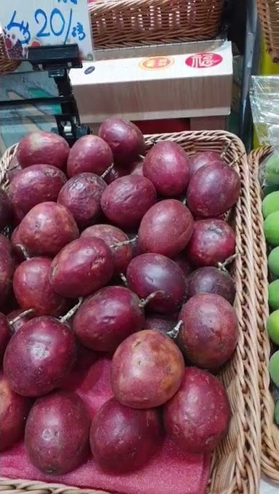 BUAH APA KAH INI