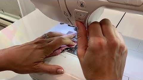 Sewing the perfect drunkards path quilt block