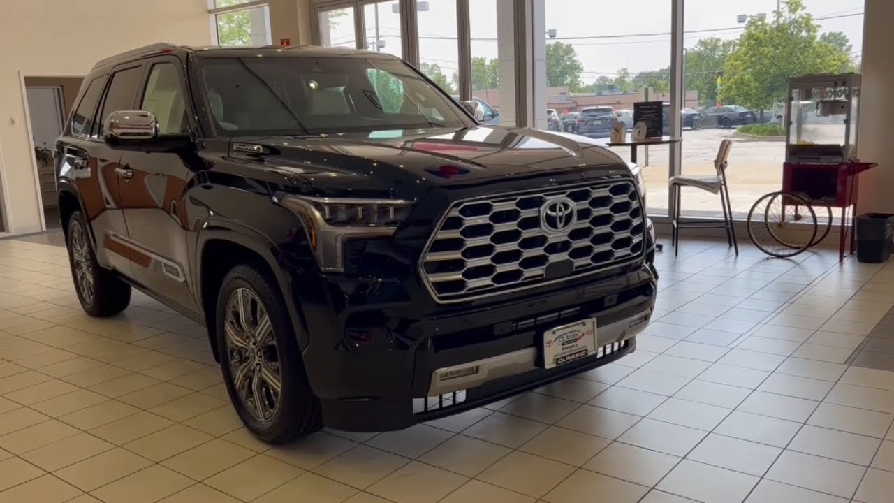 2023 Toyota Sequoia near me Waukegan, Gurnee, Kenosha, WI, Fox Lake ...