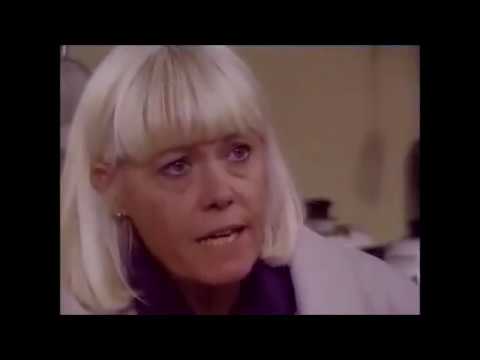 EastEnders - Michelle tells Pauline & Arthur she's moving to America (17th October 1995)