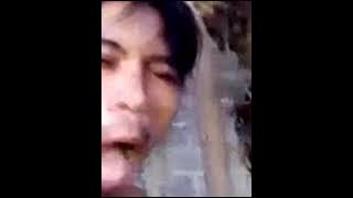 Lucu orang makan buah calingcing